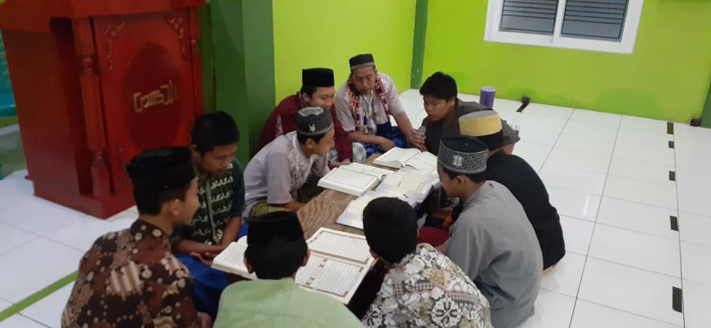 Remaja Tadarus Quran di Tengah Pandemi